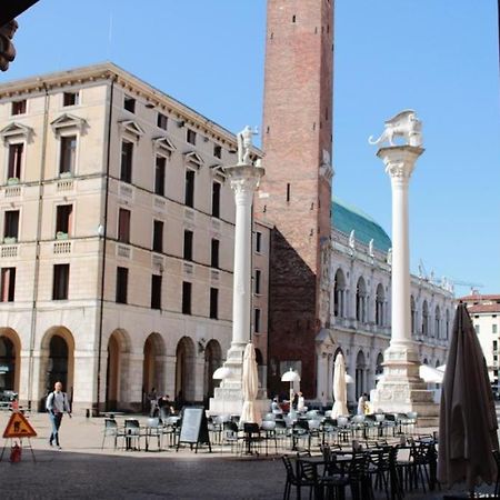 Altea'S Sweet Home In Piazza,Basilica Palladiana Vicenza Exterior foto